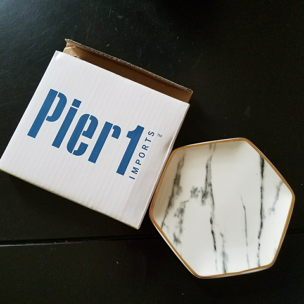 Pier 1 jewelry dish